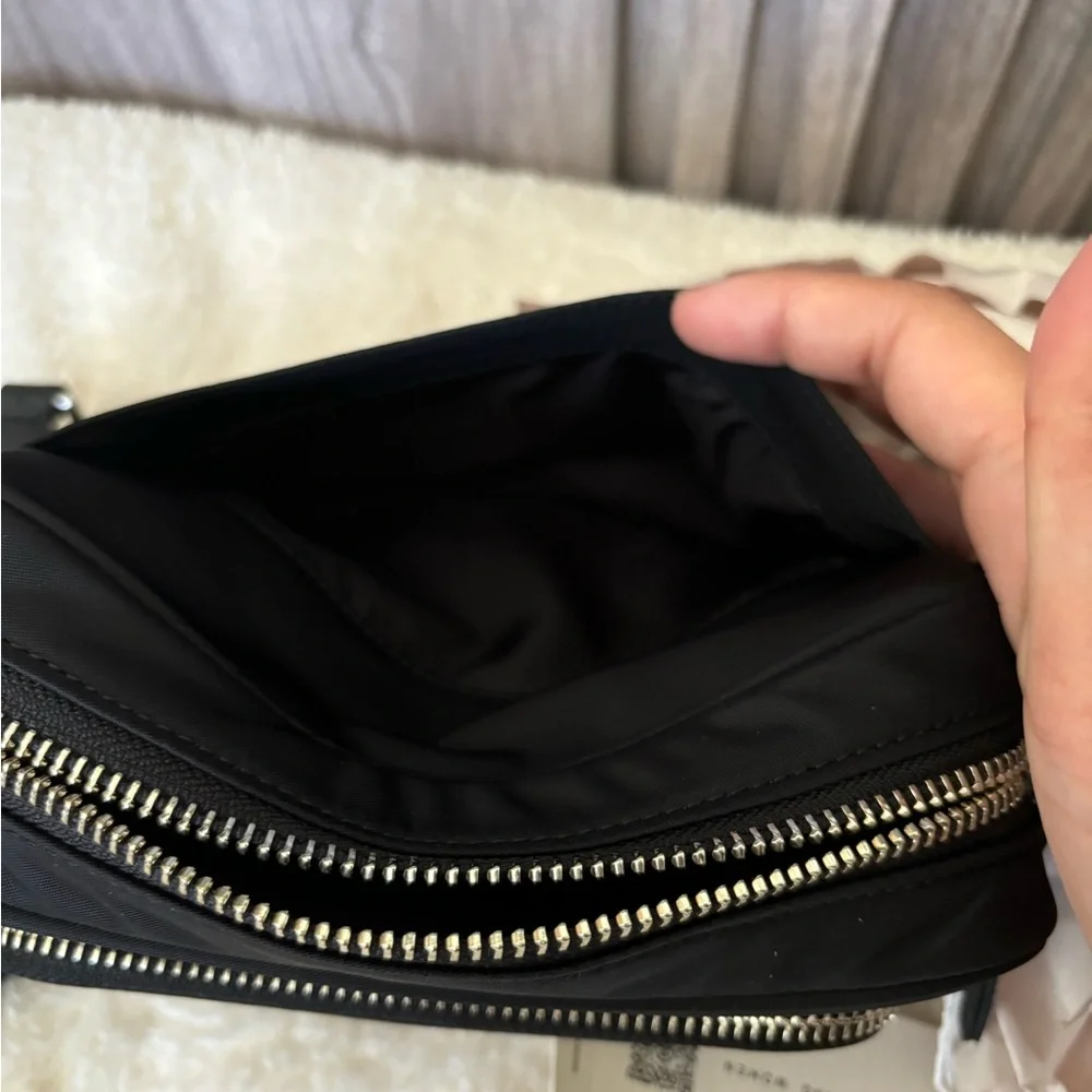 🎉NWT 🎉Tory Burch Mini Nylon Camera Crossbody Bag